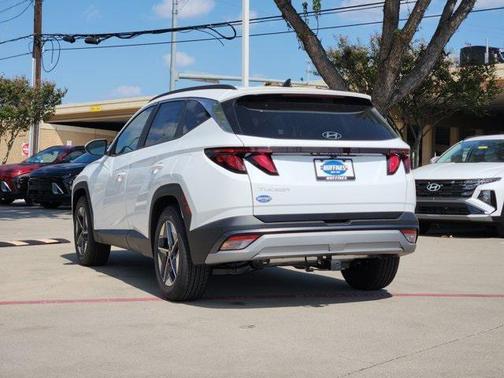 2026 Hyundai TUCSON SEL