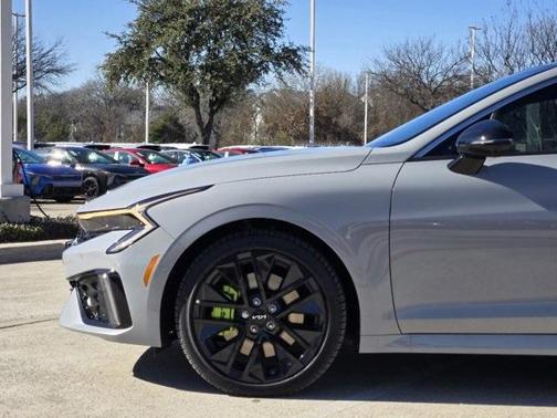 2025 Kia K5 GT