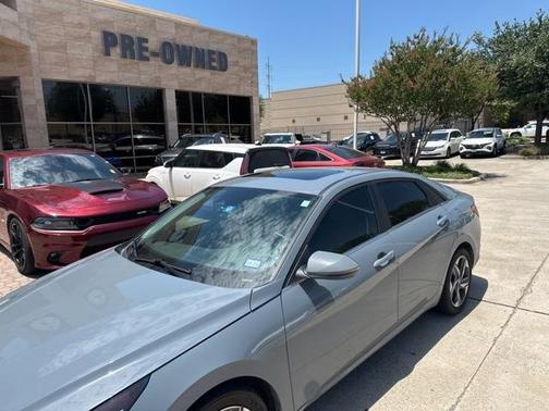 2023 Hyundai ELANTRA HEV Limited