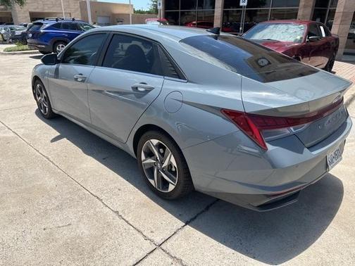 2023 Hyundai ELANTRA HEV Limited