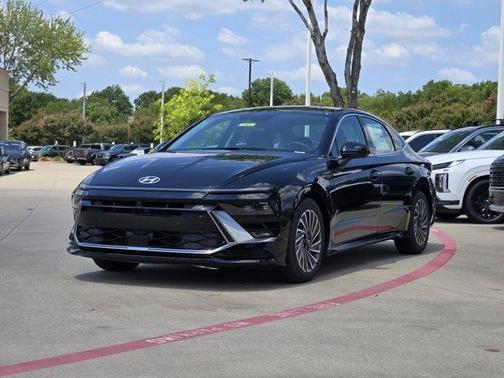2025 Hyundai SONATA Hybrid Limited