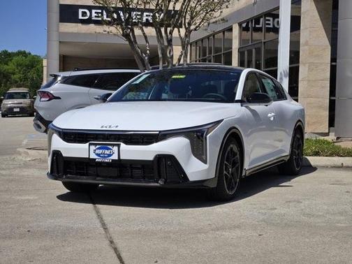 2025 Kia K4 GT-Line Turbo