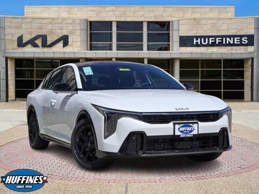 2025 Kia K4 GT-Line Turbo