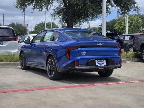 2025 Kia K4 GT-Line