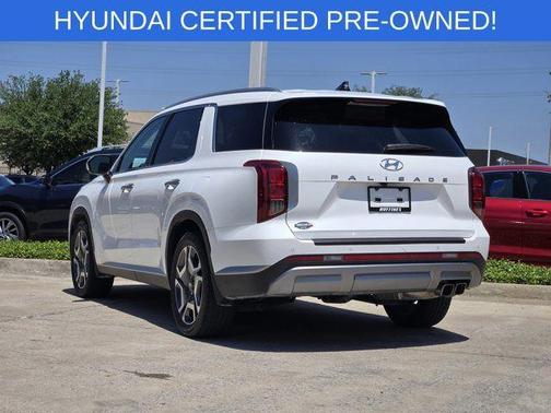 White 2023 Hyundai PALISADE SEL