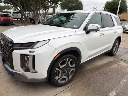 White 2023 Hyundai PALISADE SEL