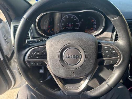 Bright White Clearcoat 2020 Jeep Grand Cherokee Limited