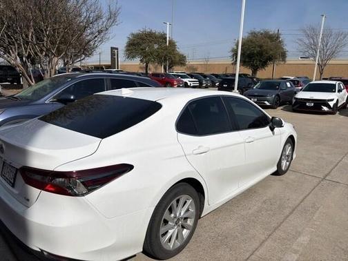 2021 Toyota Camry LE