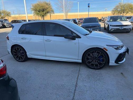 2025 Volkswagen Golf R 2.0T