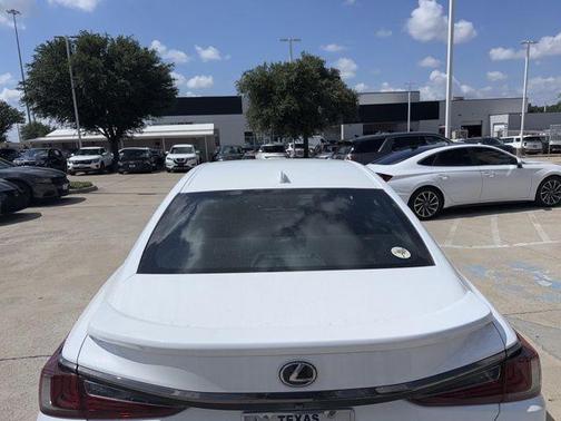 Ultra White 2019 Lexus ES 350 F Sport