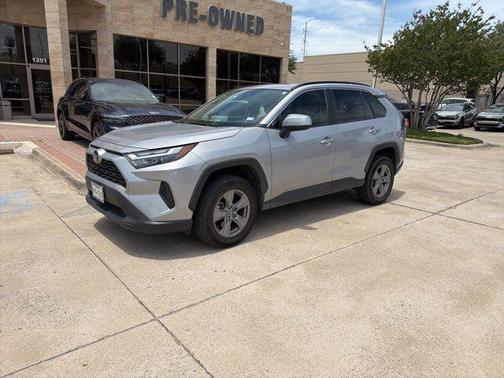 Silver Sky Metallic 2022 Toyota RAV4 XLE