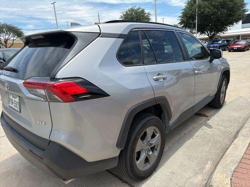 Silver Sky Metallic 2022 Toyota RAV4 XLE