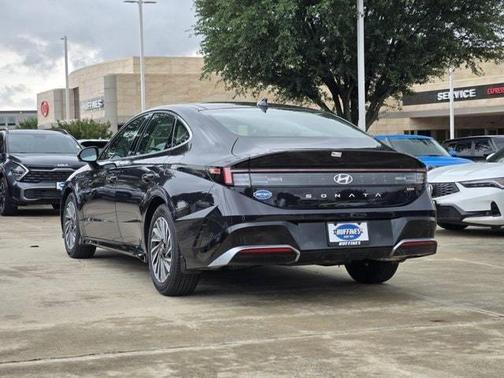 2025 Hyundai SONATA Hybrid Limited