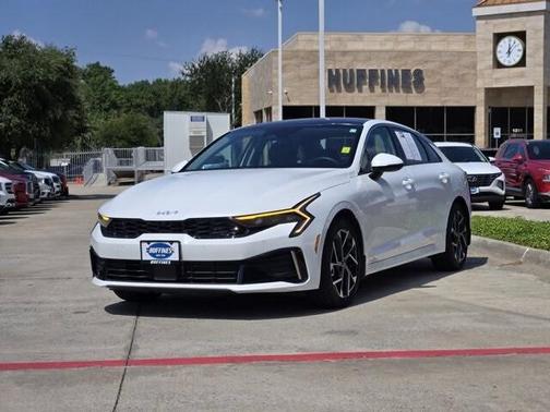 2025 Kia K5 EX