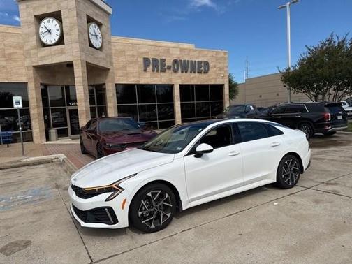 2025 Kia K5 EX