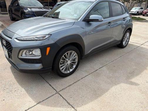 Sonic Silver 2021 Hyundai KONA SEL