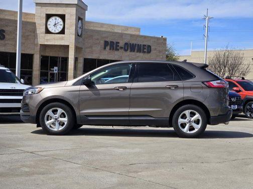 2019 Ford Edge SE
