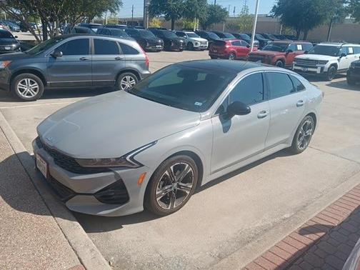 2022 Kia K5 GT-Line