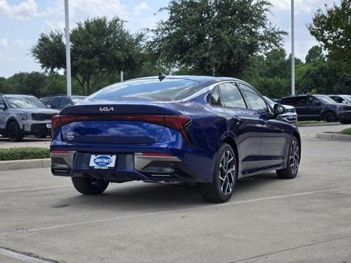 2025 Kia K5 EX