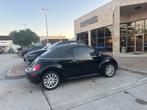 Black 2008 Volkswagen New Beetle SE