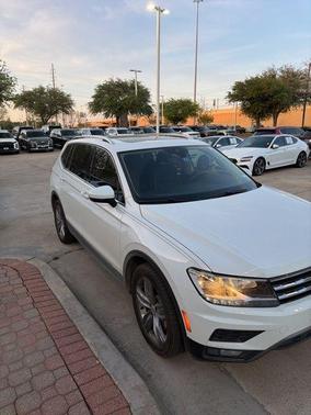 2021 Volkswagen Tiguan 2.0T SEL