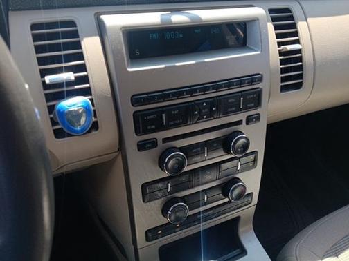 2010 Ford Flex SE