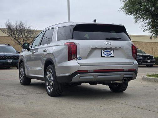 Silver 2025 Hyundai PALISADE SEL Premium