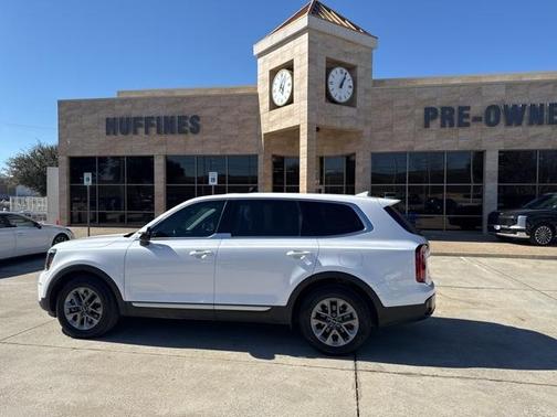 2023 Kia Telluride LX
