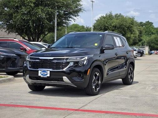2025 Kia Seltos EX