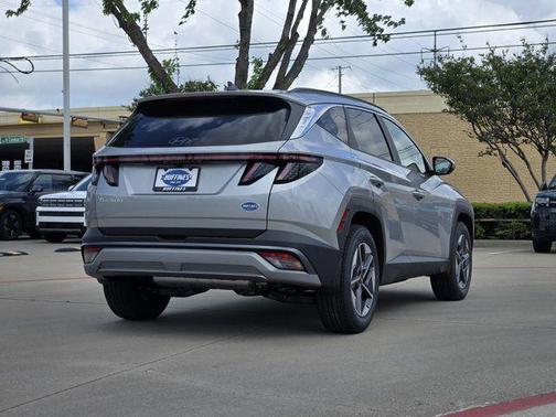 Shimmering Silver 2026 Hyundai TUCSON SEL Premium