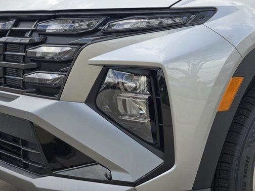 Shimmering Silver 2026 Hyundai TUCSON SEL Premium