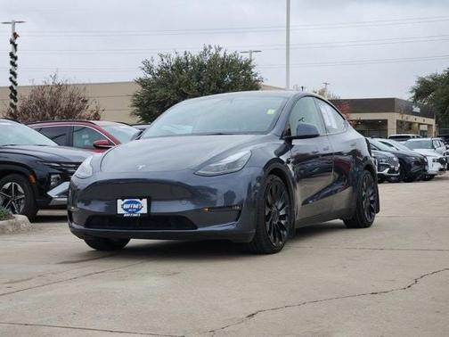2023 Tesla Model Y Performance
