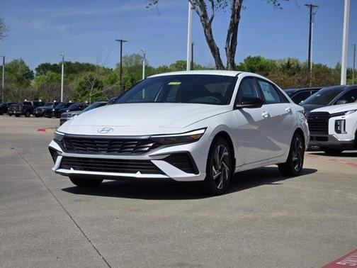 2025 Hyundai ELANTRA HEV SEL Sport