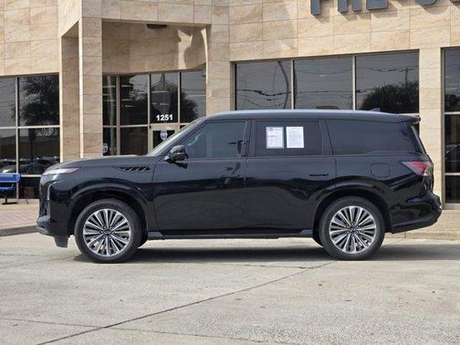 2025 INFINITI QX80 SENSORY