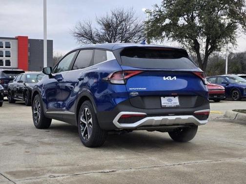 2025 Kia Sportage EX