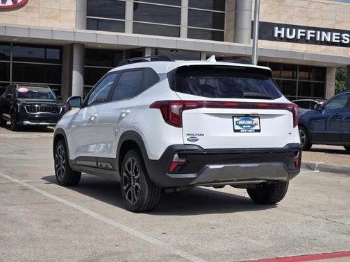 2025 Kia Seltos X-Line