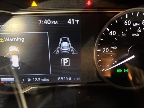 2020 Nissan Kicks SR