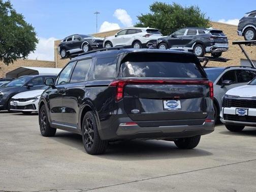 2025 Kia Carnival Hybrid SX