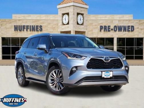 2023 Toyota Highlander Platinum
