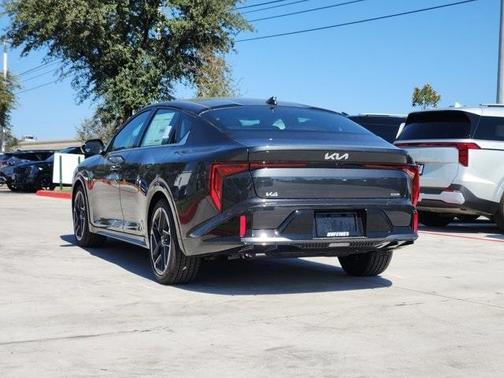 2025 Kia K4 GT-Line