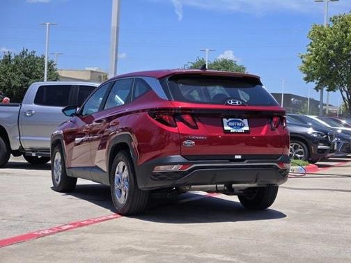 2024 Hyundai TUCSON SE