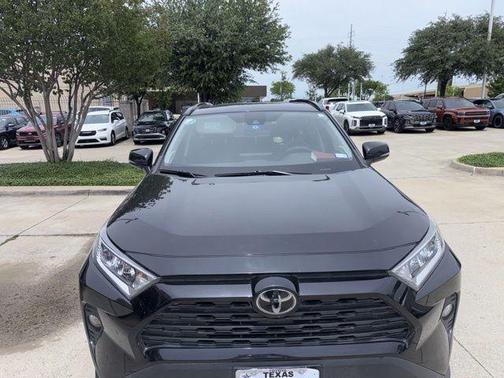 Midnight Black Metallic 2019 Toyota RAV4 XLE Premium