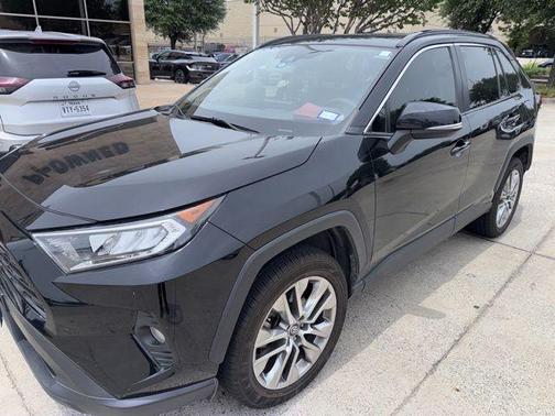 Midnight Black Metallic 2019 Toyota RAV4 XLE Premium