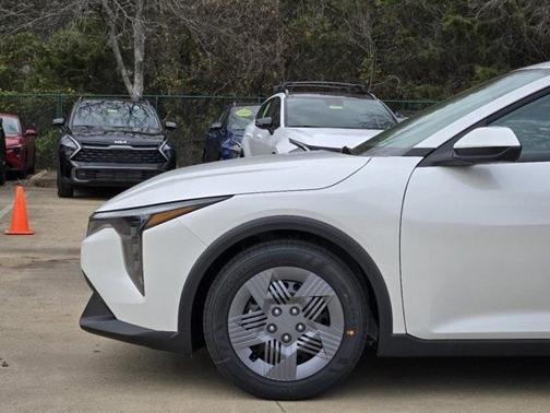 2025 Kia K4 LX