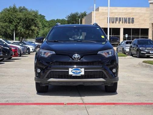 2018 Toyota RAV4 SE