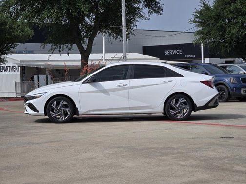 White 2025 Hyundai ELANTRA SEL Sport