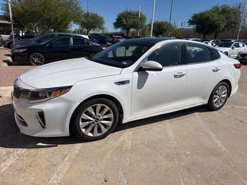 Snow White Pearl 2018 Kia Optima S
