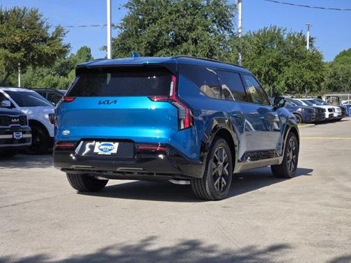 2026 Kia EV9 Land