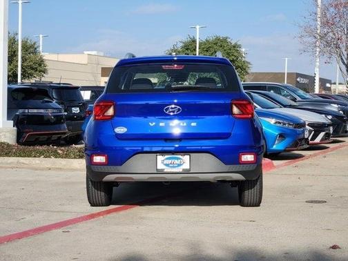 2024 Hyundai VENUE SEL