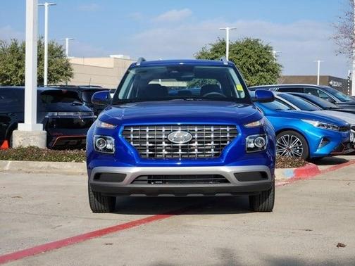 2024 Hyundai VENUE SEL